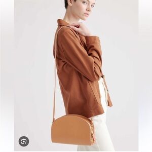 Brand New Quince Italian Leather Dome Crossbody handbag